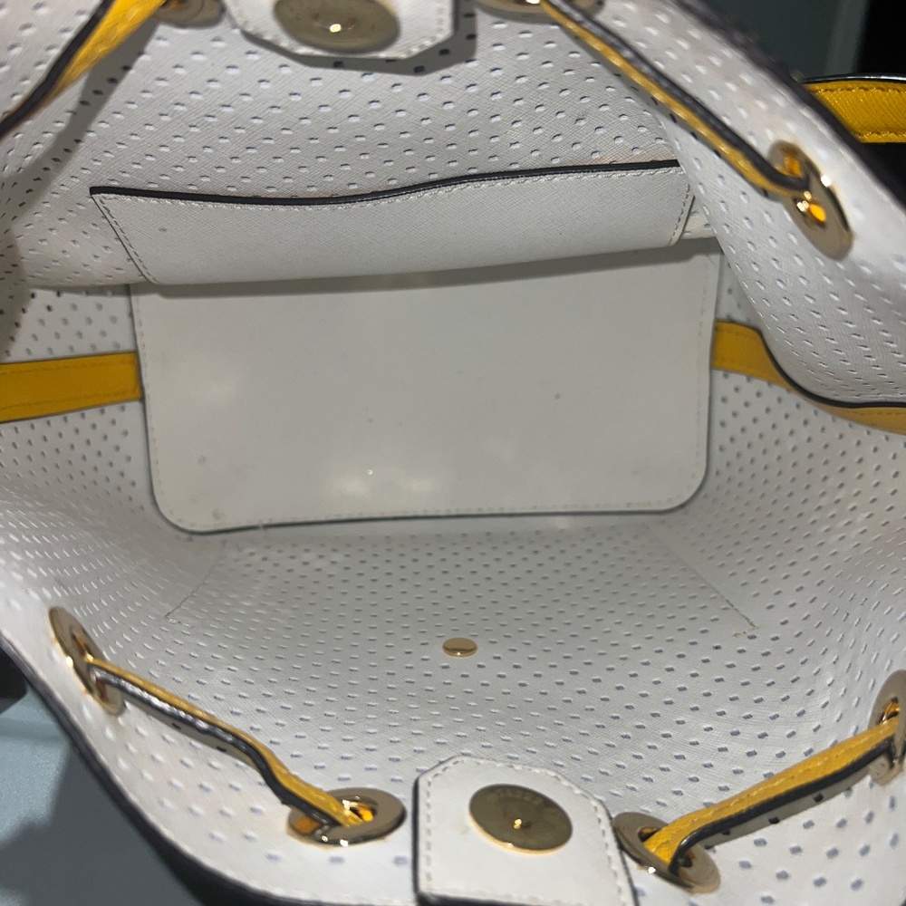 Michael Kors Greenwich Bucket Bag - Picture 5 of 5